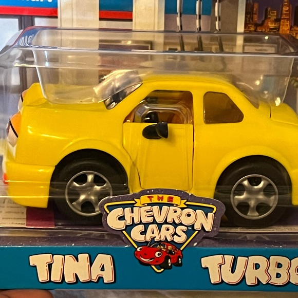 Chevron Car 1998- Tina Turbo - new mint - Picture 2 of 3